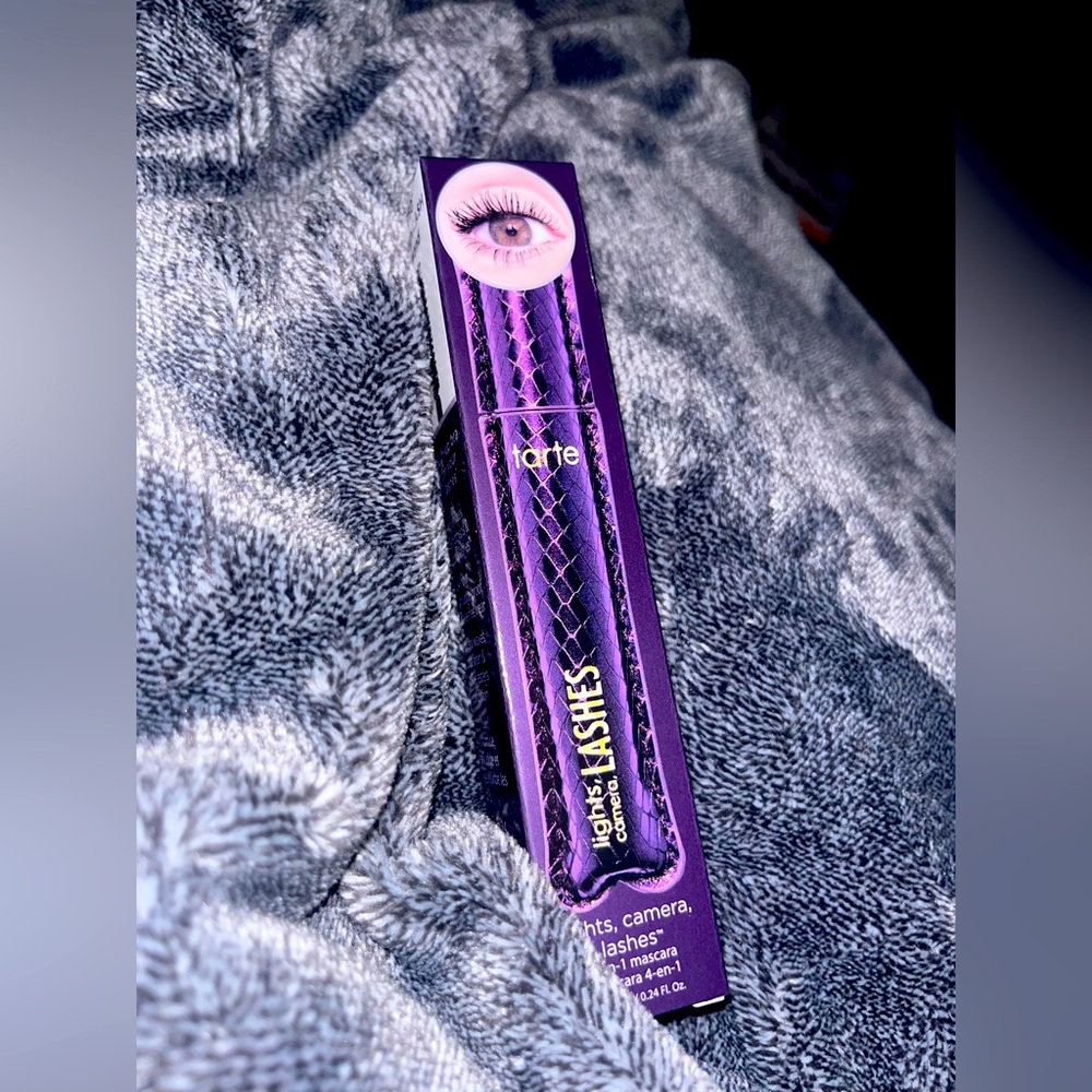 Tarte lights camera lashes! 4-in-1 mascara